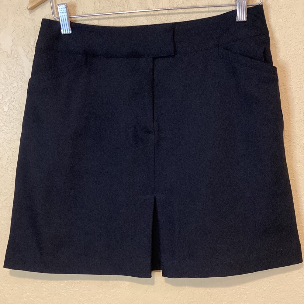 Tail White Label Ladies Classic 18" Out seam Golf‎ Skorts, Size 4, Onyx Black
